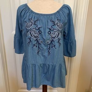 NWOT Vintage America Blues Chambray Top